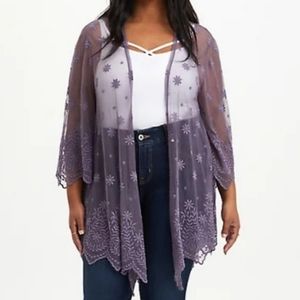 Gray lavender lace embroidered kimono